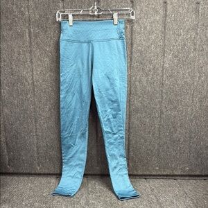 The North Face Blue Leggings Moisture-Wicking Athletic Wear